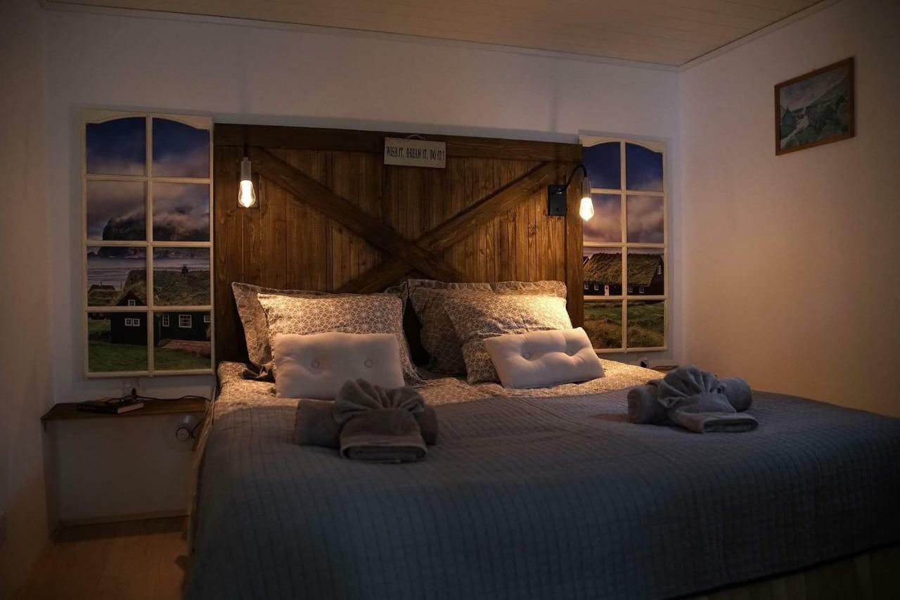 Romantic Klaksvik Apartment Exterior photo
